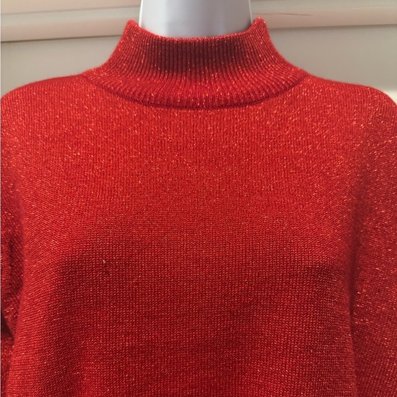 Dress Barn Women's Red Sweater Size L Metallic Thread Sparkly Classic Christmas - Picture 4 of 14